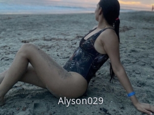 Alyson029