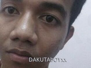 DAKUTAbOYxx