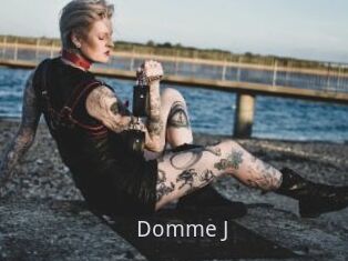 Domme_J