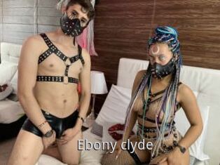 Ebony_clyde