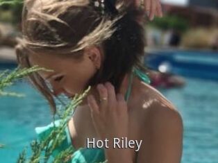 Hot_Riley