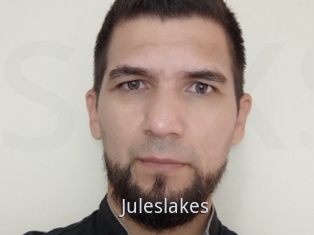 Juleslakes