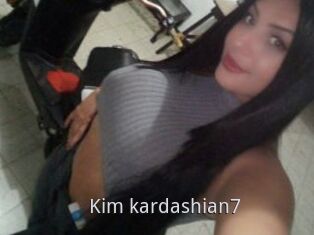 Kim_kardashian7