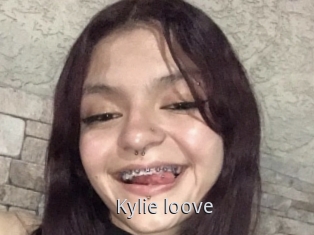 Kylie_loove