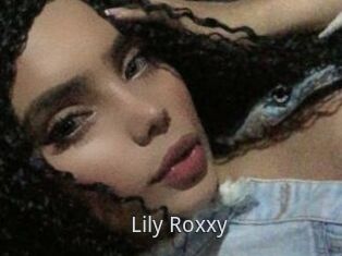 Lily_Roxxy