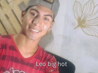 Leo_big_hot