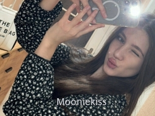 Mooniekiss