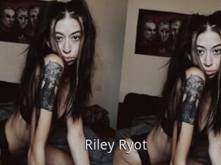 Riley_Ryot