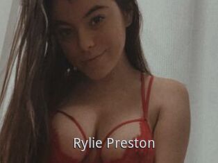 Rylie_Preston