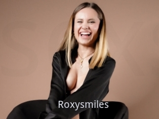 Roxysmiles