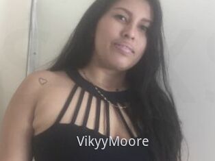 VikyyMoore